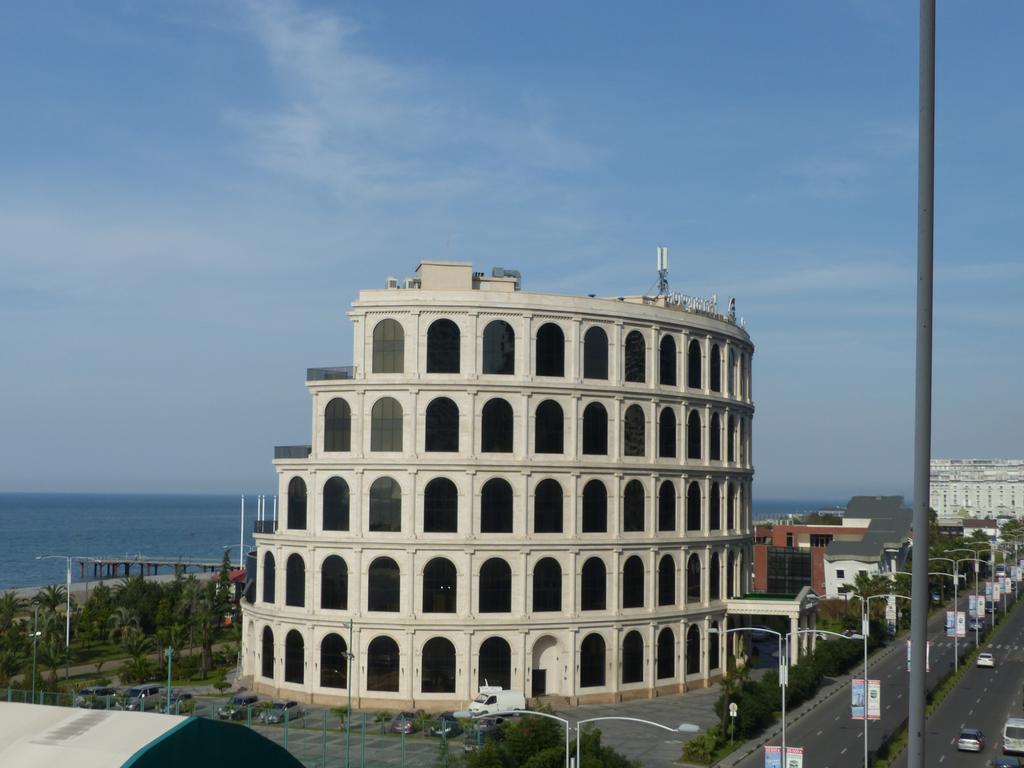 Apartment With Sea View Batoemi Buitenkant foto